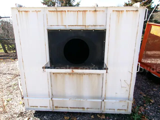 One leaf collection box