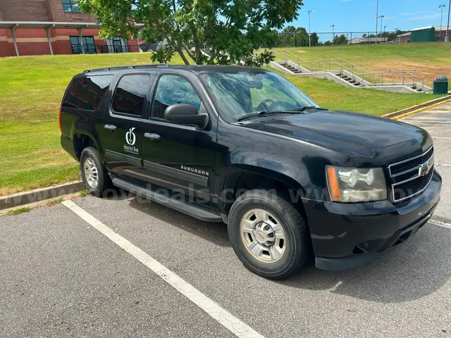 2010 Chevrolet Suburban - VIN 411