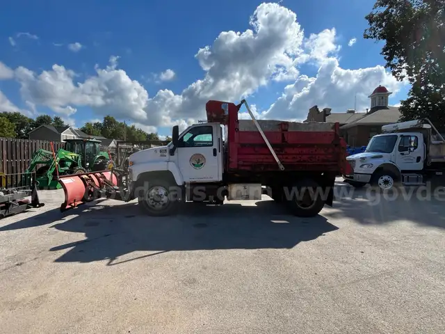 2008 GMC C7C042