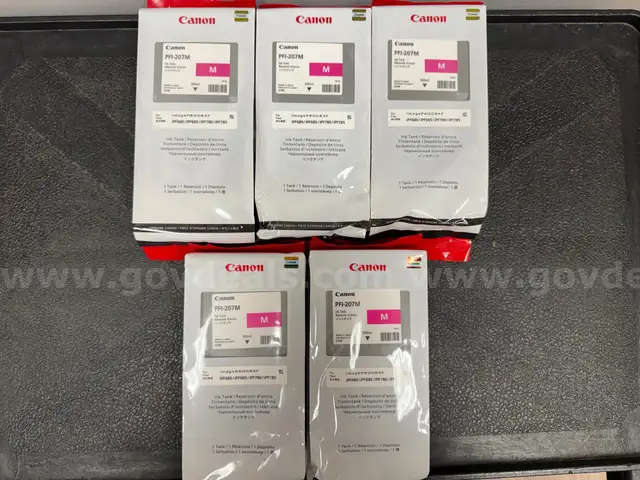 Lot of 5 genuine Canon PFI-207M 300 mL Magenta ink cartridges