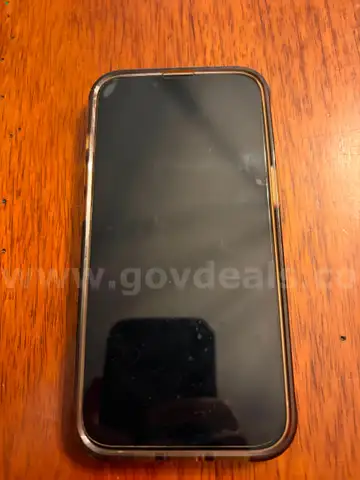 iPhone 14 128gb unlocked with case