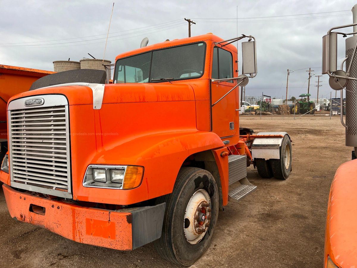 2001 Freightliner 