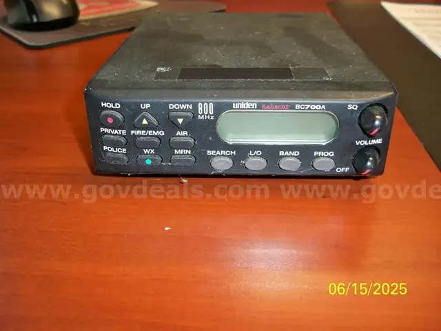 Uniden Bearcat 800 MHz scanner