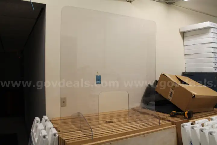 Lot of 100+ Plexiglass or Lexan 41&#x22; by 42&#x22; Dividers in wooden cases, self standing