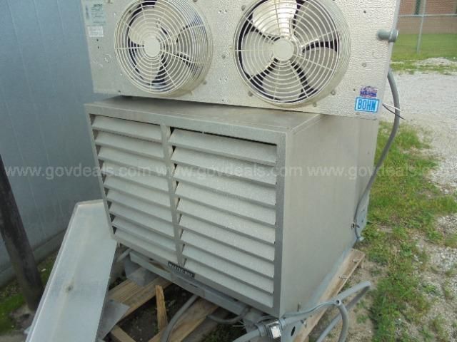 Master-Built Medium Temp Condenser Unit and 2 Evaporators | GovDeals