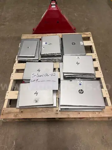 Lot of 28 HP ELITEBOOKS/PROBOOKS.