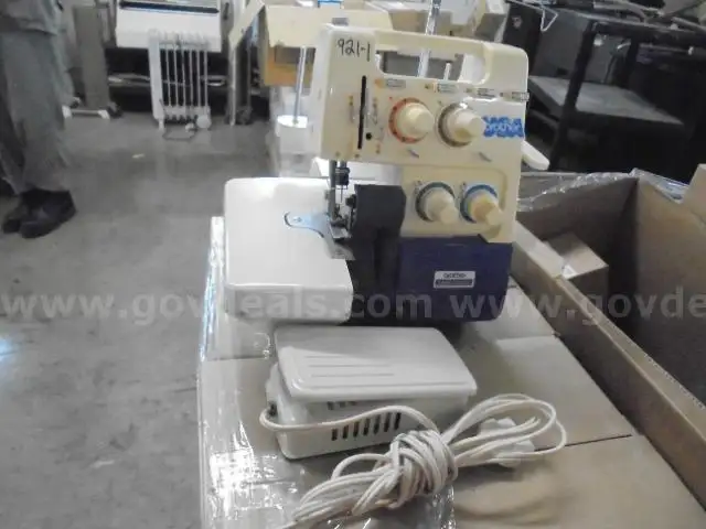Brother 526 Serger Sewing Machine.