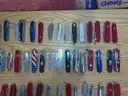 Lot of approx. 103 Swiss Army Knives.