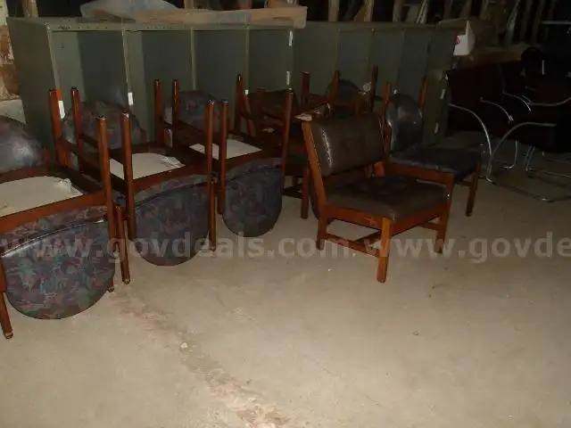 Lot of 21 Various Used Stationary Office Chairs.