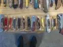 Lot of approx. 173 Wood Knives.