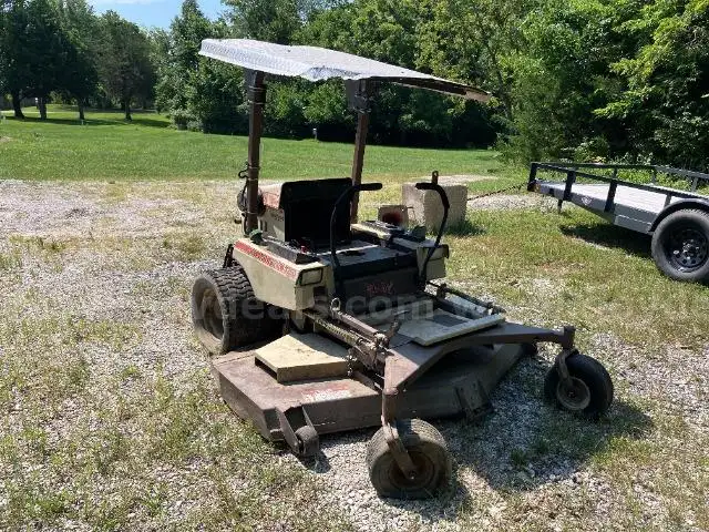 Lot of (1) 2010 Grasshopper 325D Mower.