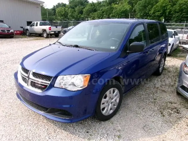 2019 Dodge Grand Caravan, 104531 Miles.