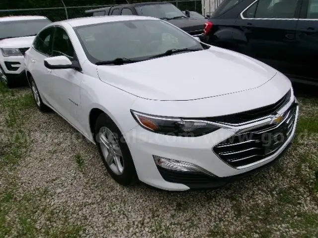 2020 Chevrolet Malibu, 122786 Miles.