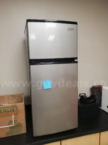 Lot of (1) Mini Fridge.