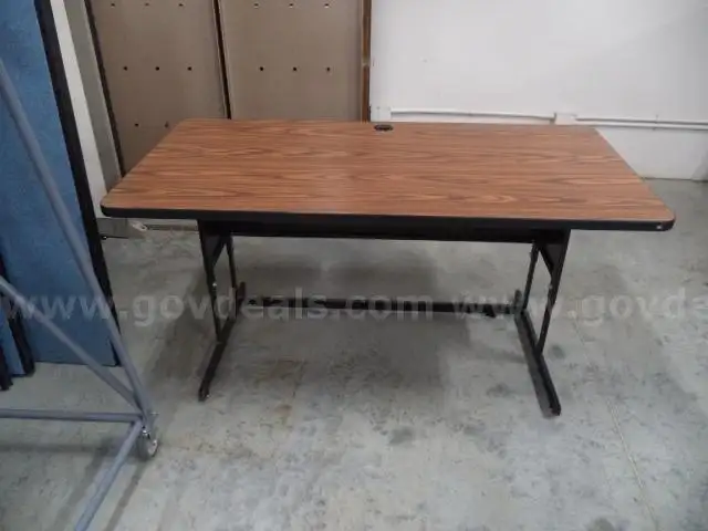 Lot of (1) 60 X 30 Computer Table.