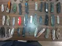Lot of 100 Single Blade Knives.