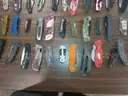 Lot of 100 Single Blade Knives.