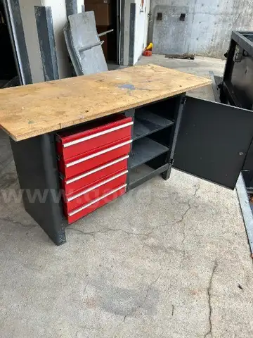 Lot of (1) 5-Drawer 24&#x22;x58&#x22; Metal Framed Workstation w/Wood Top.