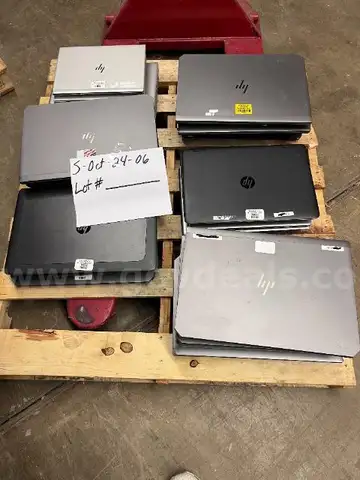 Lot of (25) Various HP ProBooks, HP ZBooks, and an HP Elitebook.