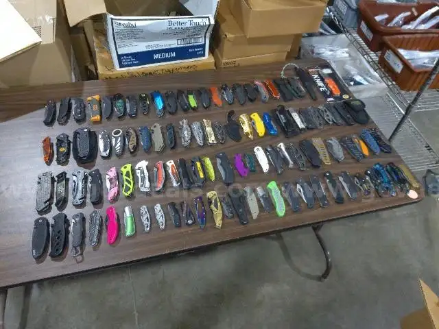 Lot of (101) Single Blade Knives.