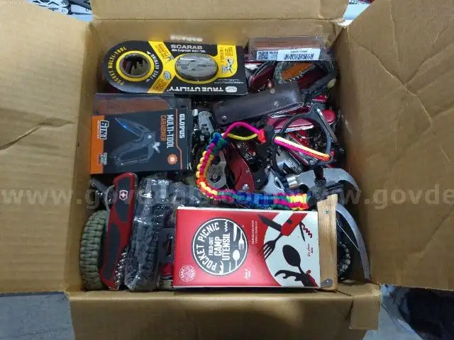 Lot of 21Lbs of Swiss Army Knives/ Multi-tools.