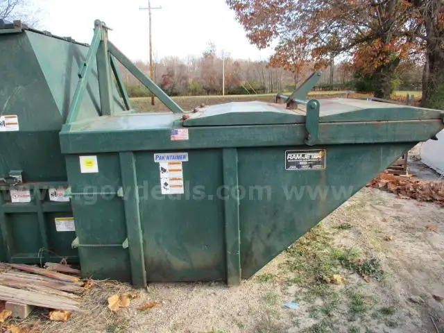 2009 Marathon Ram Jet Trash Compactor.
