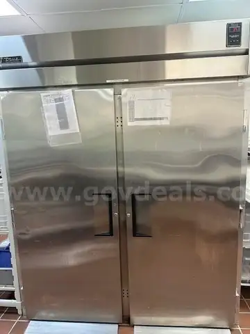 Lot of (1) True Commercial Refrigerator.