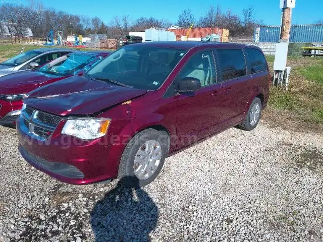 2018 Dodge Caravan SE, 77009 Miles.