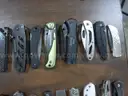 Lot of approx. (122) Single Blade Knives.