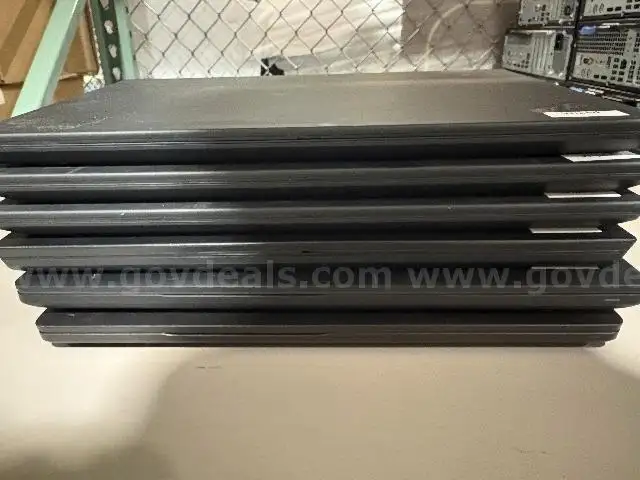 Lot of (3) Lenovo P15s, (1) P15v, and (2) Dell Laptops.