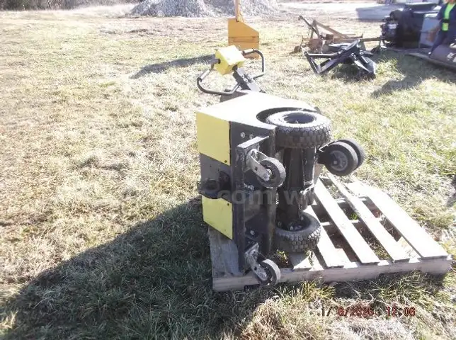 Lot of (1) Cart Caddie.