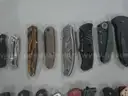 Lot of (100) Single Blade Knives.