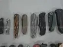 Lot of (100) Single Blade Knives.
