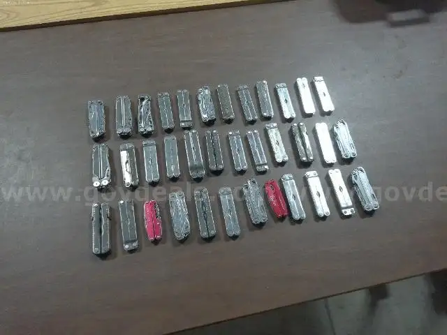 Lot of (36) Large Leatherman Multitools.