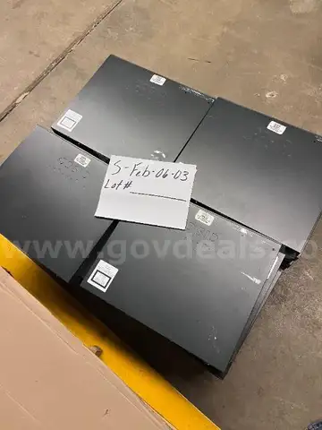 Lot of (14) Catalyst 2960 24pt and (6) Catalyst 2960 48pt.