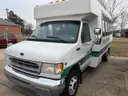2001 Ford E-450 Bus with Wheelchair Lift.