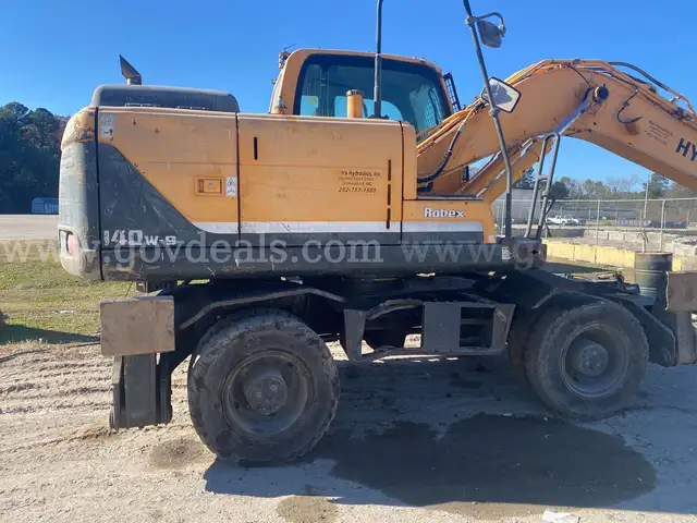 Hyundai 140 W-9 Wheel Excavator