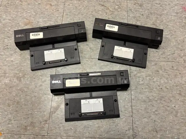 28 Docking Stations