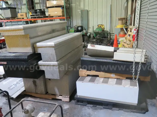LOT OF TRUCK TOOL BOXES WEATHERGUARD/HUSKY