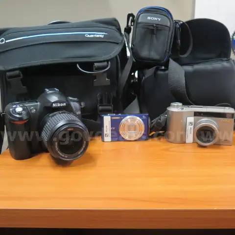 (3) DIGITAL CAMERAS