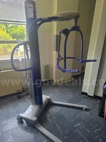 Maxi Move Lift with Scale, Extra Low Casters, Medium Powered DPS