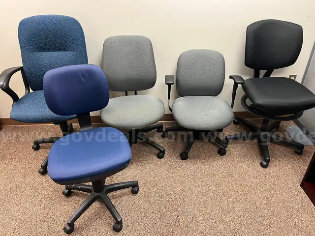 Rolling Chairs
