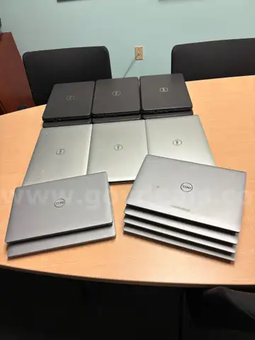 Lot of Dell laptops: 15 Items