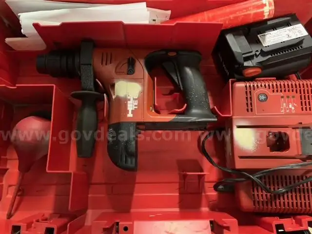 (3) ASSORTED COMPUTER EQUIPMENT &#x26; (1) HAMMER DRILL
