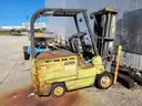 (1) Clark Battery Forklift