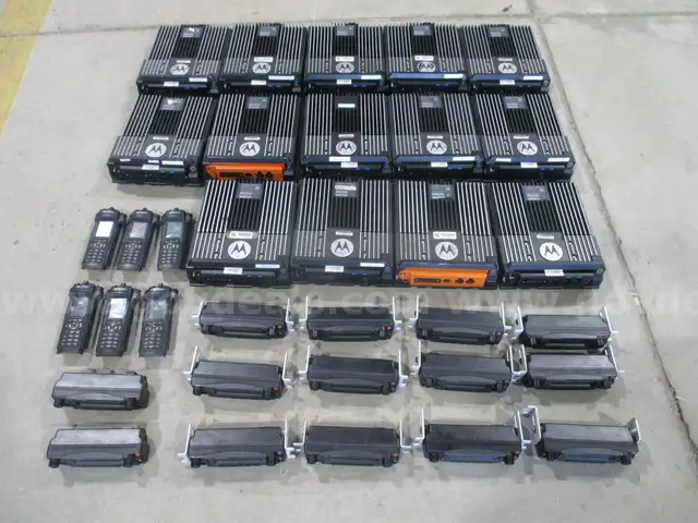 Motorola Mobile Radios, Portable Radios, &#x26; Contol Heads  (34 Items)