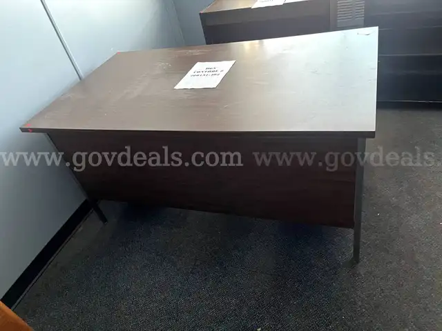 Desk (5)