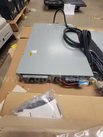 LOT OF 2 APC SMART UPS