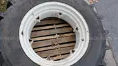 TRACTOR TIRE WITH RIM