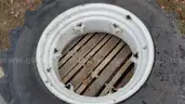 TRACTOR TIRE WITH RIM